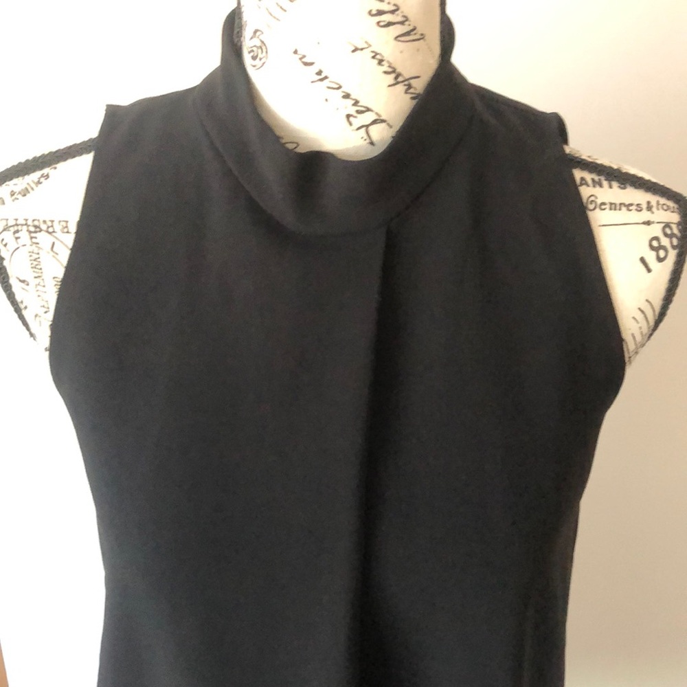 Theory black sleeveless mock neck black top blouse Size Small P/TP